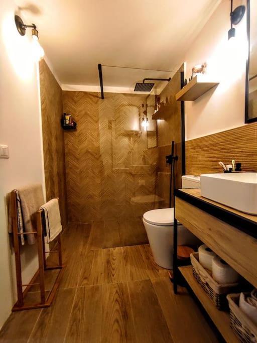 Cinque Terrazze: Freshly Renovated 2-Bedroom House Ceglie Messapica Extérieur photo
